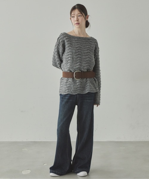 VIVID LADY(ビビッドレディー)の「裾フレアワイドデニムパンツ(デニムパンツ・レディース・ダークブルー・SMALL/MEDIUM)」の3枚目の写真