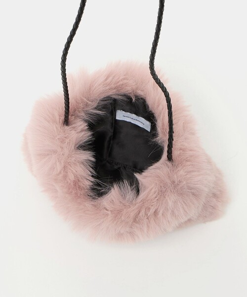 green label relaxing（グリーンレーベルリラクシング）の「フェイクファー ポシェット（ショルダーバッグ・キッズ・オフホワイト/グレー系/ピンク・FREE）」の13枚目の写真