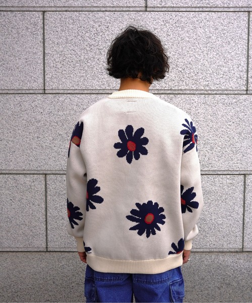 BEAVER(ビーバー)の「B omnivore/ビーオムニボー FLOWER KNIT TOP(ニット/セーター・メンズ・ナチュラル/ブラック・M/L/XL)」の7枚目の写真