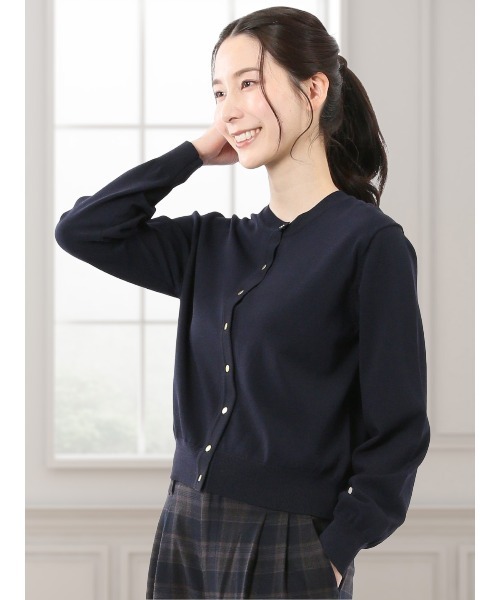 m.f.editorial（エムエフエディトリアル）の「【ストレッチ ハンドウォッシャブル】m.f.エディトリアル レディース クルーニットカーディガン（カーディガン/ボレロ・レディース・イエロー/ネイビー/ライトグレー/サックスブルー・MEDIUM/LARGE）」の2枚目の写真