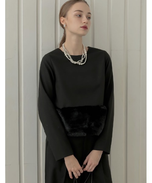 MEISM（ミズム）の「[MEISM by Re:EDIT][2025AW COLLECTION]微起毛ツイル裾ファー切り替え長袖トップス（Tシャツ/カットソー・レディース・ホワイト/ブラック/グレー・MEDIUM/LARGE）」の4枚目の写真