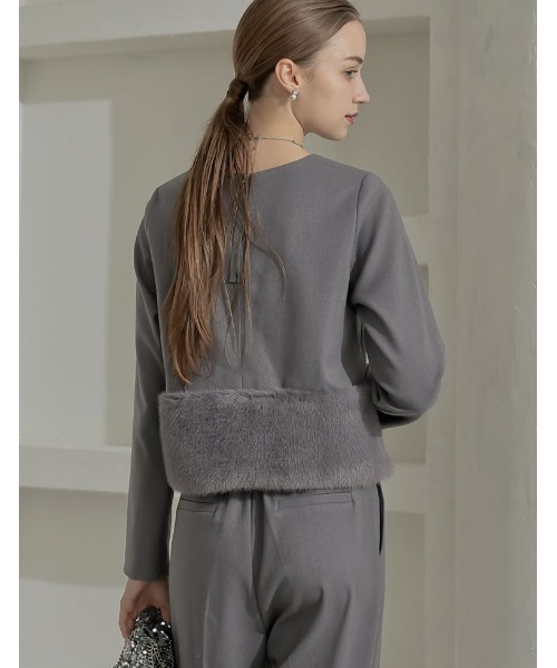 MEISM（ミズム）の「[MEISM by Re:EDIT][2025AW COLLECTION]微起毛ツイル裾ファー切り替え長袖トップス（Tシャツ/カットソー・レディース・ホワイト/ブラック/グレー・MEDIUM/LARGE）」の17枚目の写真
