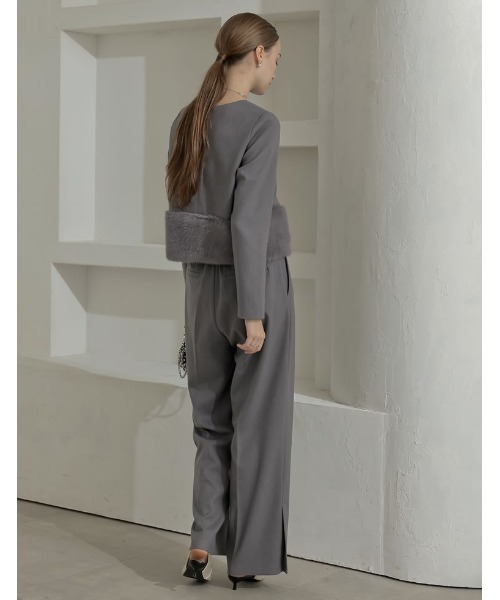 MEISM（ミズム）の「[MEISM by Re:EDIT][2025AW COLLECTION]微起毛ツイル裾ファー切り替え長袖トップス（Tシャツ/カットソー・レディース・ホワイト/ブラック/グレー・MEDIUM/LARGE）」の18枚目の写真