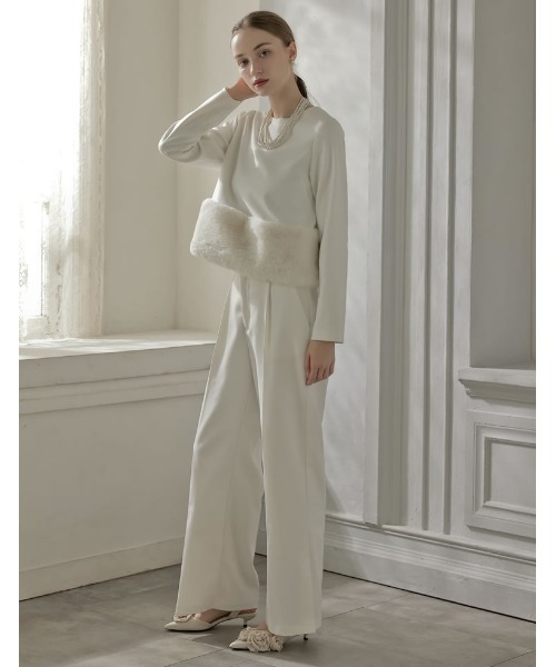 MEISM（ミズム）の「[MEISM by Re:EDIT][2025AW COLLECTION]微起毛ツイル裾ファー切り替え長袖トップス（Tシャツ/カットソー・レディース・ホワイト/ブラック/グレー・MEDIUM/LARGE）」の10枚目の写真