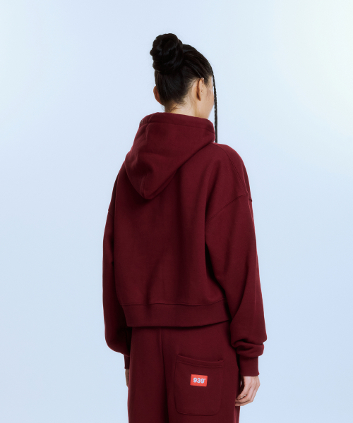 ARCHIVE BOLD（アーカイブボールド）の「UNDEFEATED CROP HOOD (BURGUNDY)（パーカー・メンズ・その他・FREE）」の3枚目の写真