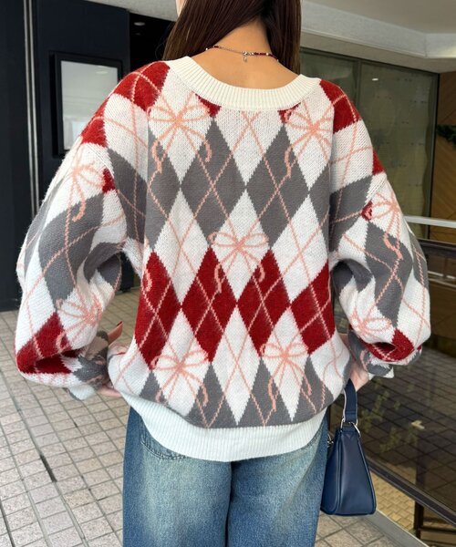 CIAOPANIC（チャオパニック）の「リボンアーガイルニットカーディガン（カーディガン/ボレロ・レディース・アイボリー/レッド/グリーン/ネイビー/オレンジ/マスタード・ONE SIZE）」の9枚目の写真