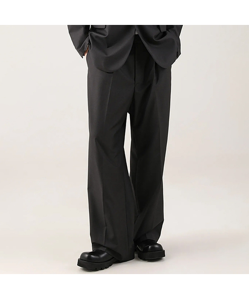 AVANDRESS(アバンドレス )の「Modern Onetuck Wide Slacks CHARCOAL(スラックス・レディース・チャコール・X-LARGE/S(1)/L(3))」の1枚目の写真
