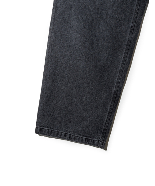 PUNCH DRUNK PARTIES(パンチドランクパーティーズ)の「Misfits Jeans (WASHED BLACK)(デニムパンツ・レディース・その他・3(34)/1(30)/0(28)/2(32))」の8枚目の写真