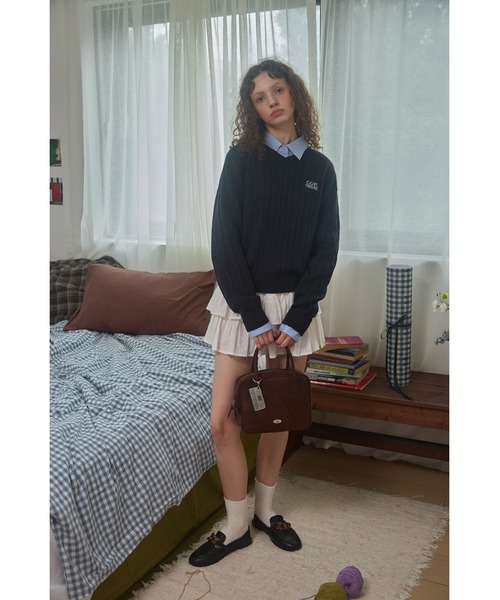 codegraphy(コードグラフィー)の「(Women) Small Square V-Neck Cable Knit CBEWWKL042(ニット/セーター・レディース・ネイビー/レッド/クリーム・SMALL/MEDIUM)」の21枚目の写真