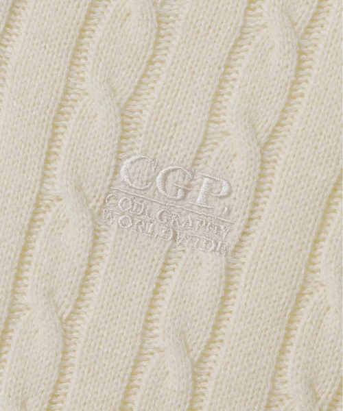 codegraphy(コードグラフィー)の「(Women) Small Square V-Neck Cable Knit CBEWWKL042(ニット/セーター・レディース・ネイビー/レッド/クリーム・SMALL/MEDIUM)」の10枚目の写真