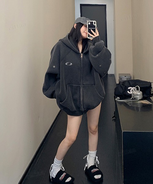 Dalfwin(ダールフィン)の「韓国ファッション パンチングデザインジップアップパーカー(パーカー・レディース・グレー/ブラック・FREE)」の13枚目の写真
