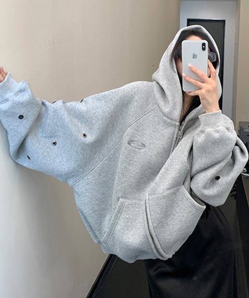 Dalfwin(ダールフィン)の「韓国ファッション パンチングデザインジップアップパーカー(パーカー・レディース・グレー/ブラック・FREE)」の22枚目の写真