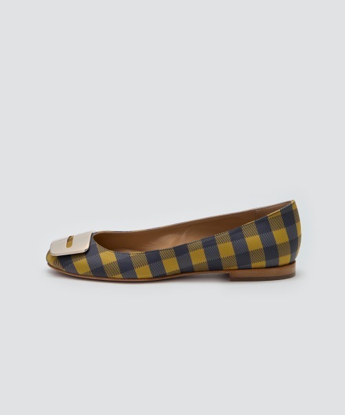 PELLICO(ペリーコ)の「GOLD アネッリフィッビア パンプス 1.0cm MUSTARD(パンプス・レディース・イエロー系・34/34.5/35/35.5/36/36.5)」の2枚目の写真
