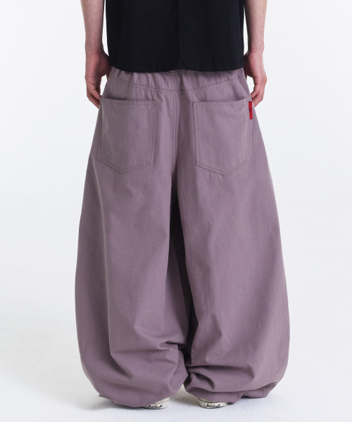 KICHUL(キチョル)の「EASY OR EASY BALLOON PANTS (DARK PINK)(その他パンツ・レディース・その他・SMALL/MEDIUM/X-SMALL/LARGE)」の3枚目の写真