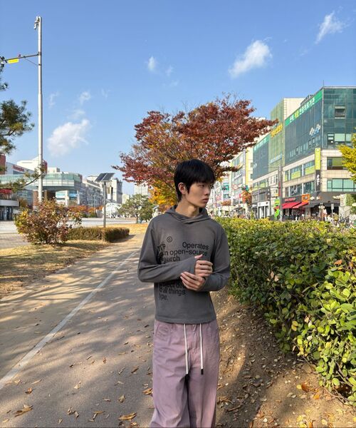 KICHUL(キチョル)の「EASY OR EASY BALLOON PANTS (DARK PINK)(その他パンツ・レディース・その他・SMALL/MEDIUM/X-SMALL/LARGE)」の5枚目の写真