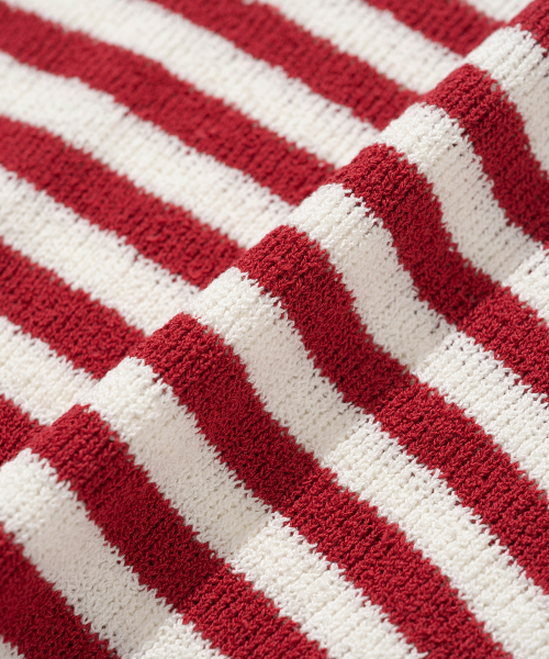 KNITTED（ニッティド）の「ブークルストライプラウンドニットRED（ニット/セーター・レディース・その他・MEDIUM/LARGE/X-LARGE）」の5枚目の写真