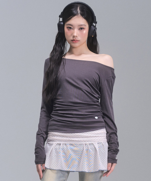 ZEROPLANET（ゼロプラネット）の「ジョイシャーリングロングスリーブトップ [チャコール]（Tシャツ/カットソー・レディース・チャコール・SMALL/MEDIUM）」の2枚目の写真