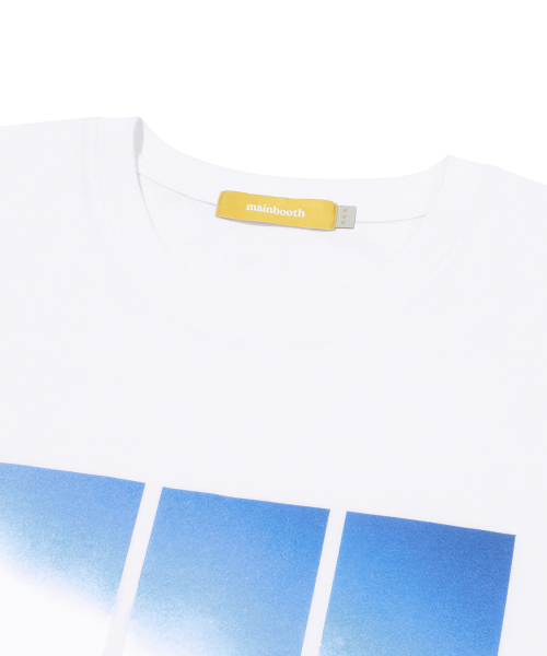 MAINBOOTH（メインブース）の「[ビートルズ] ヘルプTシャツ(ホワイト)（Tシャツ/カットソー・レディース・その他・2/3）」の3枚目の写真