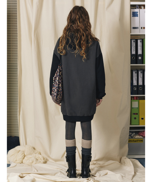 Between A and B（ビトウィーンエイアンドビー）の「ソフトウエアフードワンピース[ブラック]（ワンピース・レディース・ブラック・FREE）」の4枚目の写真