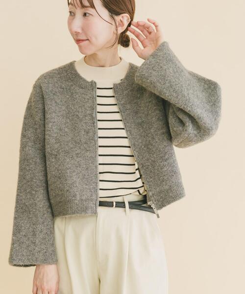 ITEMS URBANRESEARCH（アイテムズ アーバンリサーチ）の「ブークレジップショートカーディガン（カーディガン/ボレロ・レディース・グレー/ブラウン/レッド・FREE）」の6枚目の写真