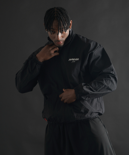 PHERMENON（フェルメノン）の「ルーズフィット ナイロン ウインドブレーカー ジップアップ [ブラック]（ナイロンジャケット・メンズ・ブラック・FREE）」の5枚目の写真