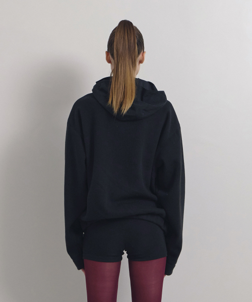 SOEOTI(ソーティ)の「Shell Knit Hood Zip up (Black)(パーカー・レディース・その他・FREE)」の4枚目の写真