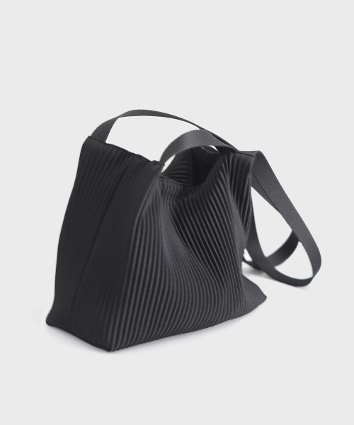 GREEN STUFF（グリーンスタッフ）の「boxy bag 61 short - pleats black（ショルダーバッグ・レディース・その他・FREE）」の9枚目の写真