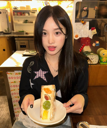 FDR（エフディーアール）の「[FDR x HUHUEE] Waffle Applique Hood Zip-Up Navy（パーカー）」