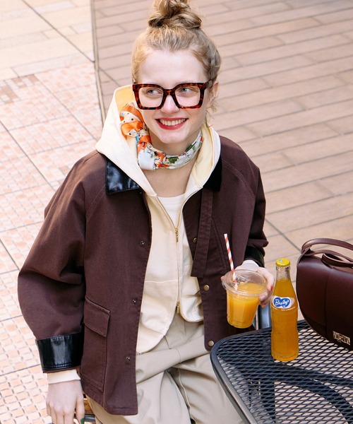 BONLECILL（ボンルシール）の「2wayデニム/ツイル 異素材襟カバーオール（カバーオール・レディース・ネイビー/ベージュ/ブラウン/ブラック/アイボリー・FREE）」の4枚目の写真