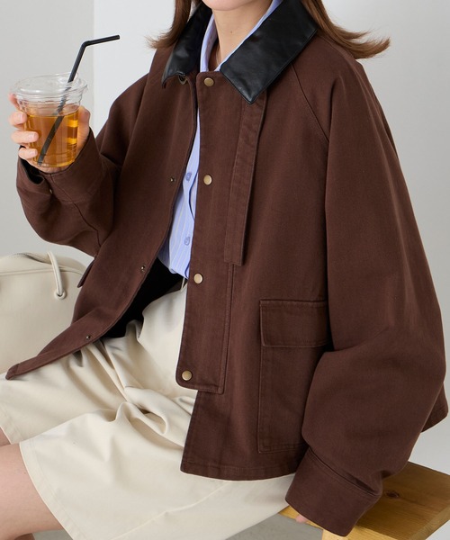 BONLECILL（ボンルシール）の「2wayデニム/ツイル 異素材襟カバーオール（カバーオール・レディース・ネイビー/ベージュ/ブラウン/ブラック/アイボリー・FREE）」の12枚目の写真