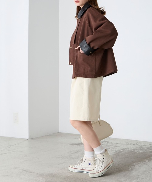 BONLECILL（ボンルシール）の「2wayデニム/ツイル 異素材襟カバーオール（カバーオール・レディース・ネイビー/ベージュ/ブラウン/ブラック/アイボリー・FREE）」の21枚目の写真