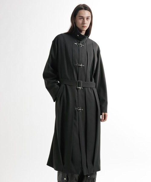 HARE（ハレ）の「ファイヤーマンバックルプリーツステンカラーコート(HARE)（ステンカラーコート・メンズ・レッド/ブラック/グレー・FREE）」の13枚目の写真