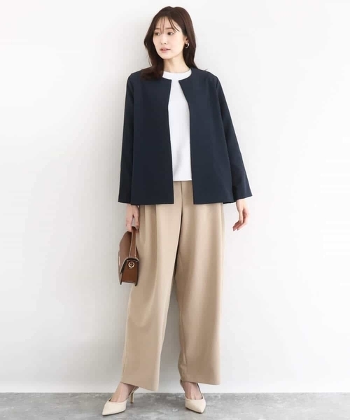 MK MICHEL KLEIN（エムケーミッシェルクラン）の「ダブルクロス テントラインノーカラージャケット/セットアップ対応/防シワ/ストレッチ/洗える（ノーカラージャケット・レディース・グレイッシュベージュ/ネイビー・38）」の12枚目の写真