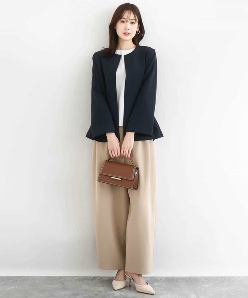 MK MICHEL KLEIN（エムケーミッシェルクラン）の「ダブルクロス テントラインノーカラージャケット/セットアップ対応/防シワ/ストレッチ/洗える（ノーカラージャケット・レディース・グレイッシュベージュ/ネイビー・38）」の13枚目の写真