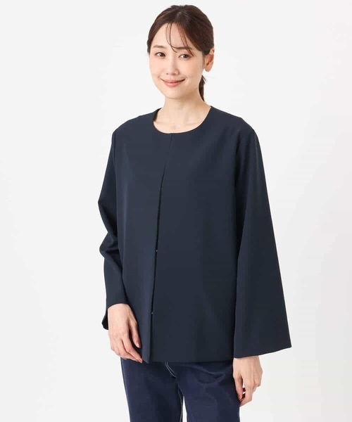 MK MICHEL KLEIN（エムケーミッシェルクラン）の「ダブルクロス テントラインノーカラージャケット/セットアップ対応/防シワ/ストレッチ/洗える（ノーカラージャケット・レディース・グレイッシュベージュ/ネイビー・38）」の8枚目の写真