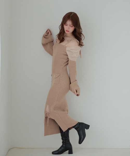 M DOLLY(エムドリー)の「*M DOLLY original* Slit ribbon silky knit dress/スリットリボンシルキーニットドレス(ワンピース・レディース・ベージュ/グレー・FREE)」の13枚目の写真
