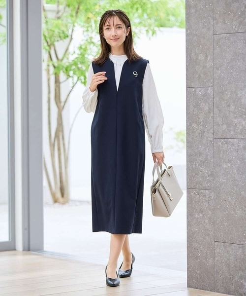 a.v.v（アーヴェヴェ）の「【洗える】2WAY袖プリーツボウタイブラウス（シャツ/ブラウス・レディース・ダークインディゴブルー/ホワイト・38/36/40）」の10枚目の写真