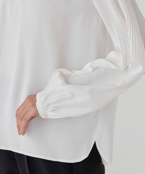 a.v.v（アーヴェヴェ）の「【洗える】2WAY袖プリーツボウタイブラウス（シャツ/ブラウス・レディース・ダークインディゴブルー/ホワイト・38/36/40）」の20枚目の写真