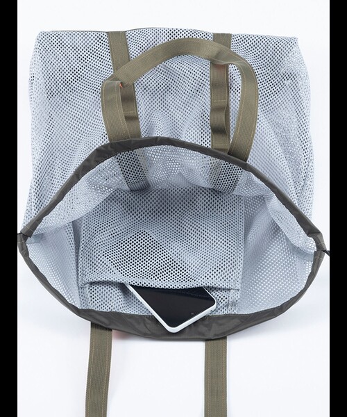 WEEKEND(ER)(ウィークエンダー)の「【WEEKEND(ER)/ウィークエンダー】WKD MESH TOTE/ウィークエンダーメッシュトート/ユニセックス/【WEB限定】(バックパック/リュック・メンズ・ブラック/グレー・フリー)」の12枚目の写真