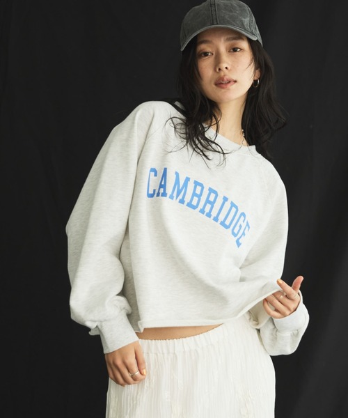 Doux archives（ドゥアルシーヴ）の「カレッジロゴスウェット（スウェット・レディース・ベージュ/オートミール/チャコールグレー・FREE）」の4枚目の写真