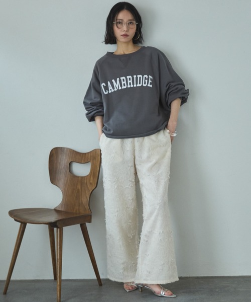 Doux archives（ドゥアルシーヴ）の「カレッジロゴスウェット（スウェット・レディース・ベージュ/オートミール/チャコールグレー・FREE）」の14枚目の写真