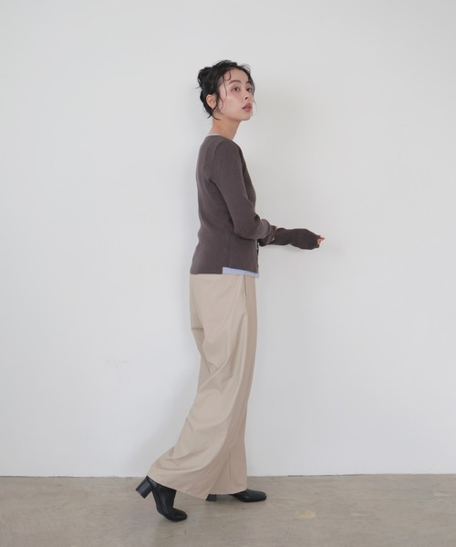 LIAN(リアン)の「ウォッシャブルフェイクレザー2タックパンツ(スラックス・レディース・ブルー/ブラック/ホワイト系その他/イエロー・FREE)」の7枚目の写真