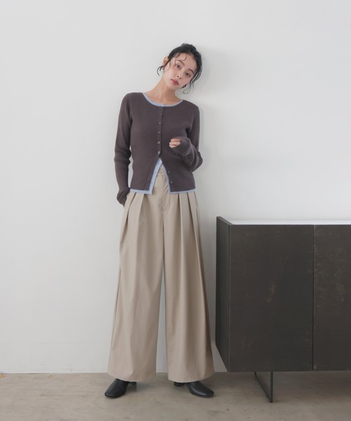 LIAN(リアン)の「ウォッシャブルフェイクレザー2タックパンツ(スラックス・レディース・ブルー/ブラック/ホワイト系その他/イエロー・FREE)」の10枚目の写真