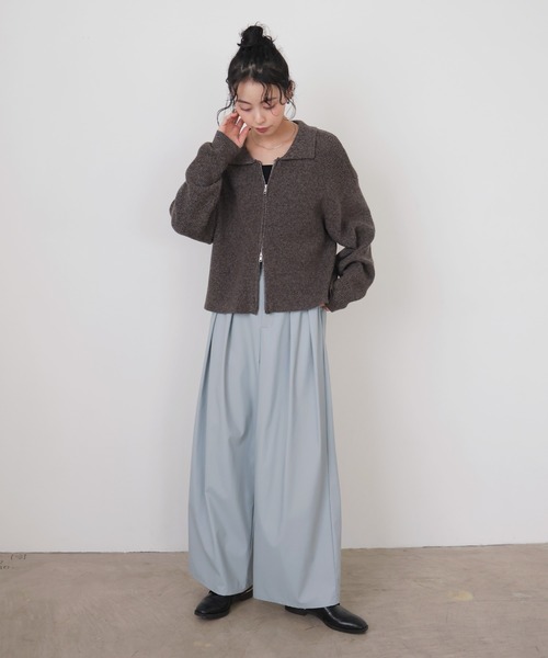 LIAN(リアン)の「ウォッシャブルフェイクレザー2タックパンツ(スラックス・レディース・ブルー/ブラック/ホワイト系その他/イエロー・FREE)」の17枚目の写真