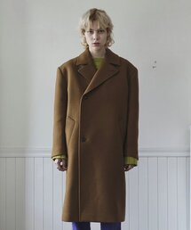 YOUNGOH（ヨンオ）の「オーバーラップロングコート（チェスターコート）」