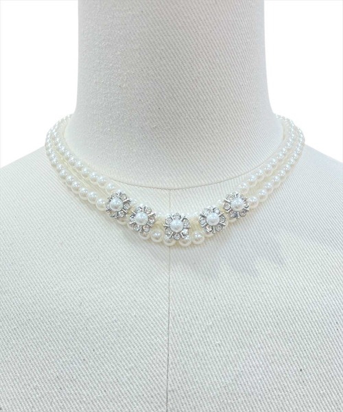 WILLSELECTION（ウィルセレクション）の「フラワービジューパールネックレス（ネックレス・レディース・オフホワイト・FREE）」の4枚目の写真