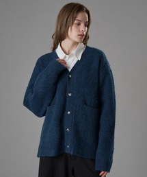 ONCILY（オンシェリー）の「SILVER BUTTON V-NECK CARDIGAN / シルバーボタンVネックカーディガン（カーディガン/ボレロ）」