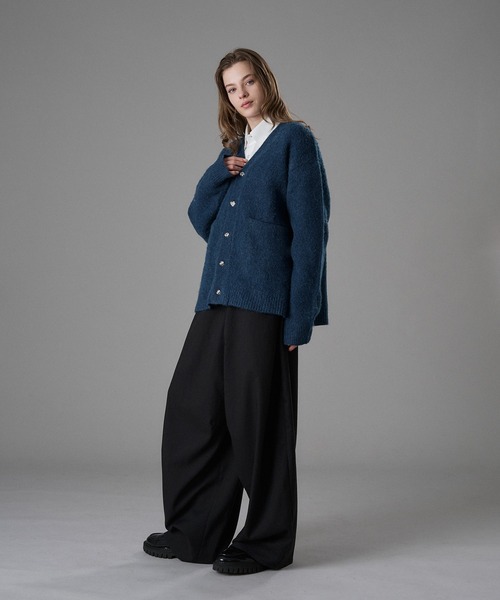 ONCILY(オンシェリー)の「SILVER BUTTON V-NECK CARDIGAN / シルバーボタンVネックカーディガン(カーディガン/ボレロ・メンズ・パープル/グレー/ブルー/ライトブルー・SMALL/MEDIUM/LARGE)」の5枚目の写真