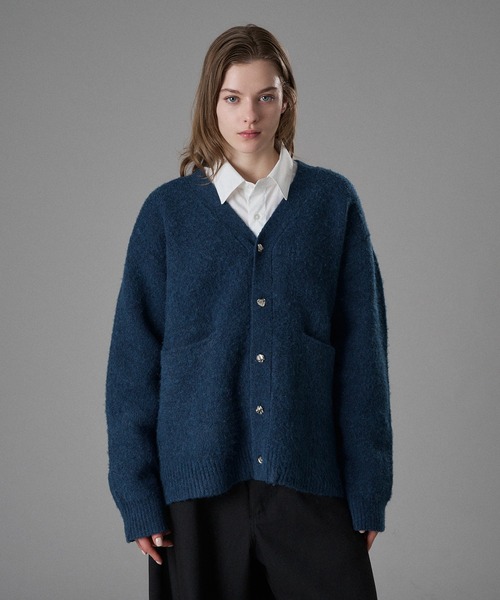 ONCILY(オンシェリー)の「SILVER BUTTON V-NECK CARDIGAN / シルバーボタンVネックカーディガン(カーディガン/ボレロ・メンズ・パープル/グレー/ブルー/ライトブルー・SMALL/MEDIUM/LARGE)」の11枚目の写真