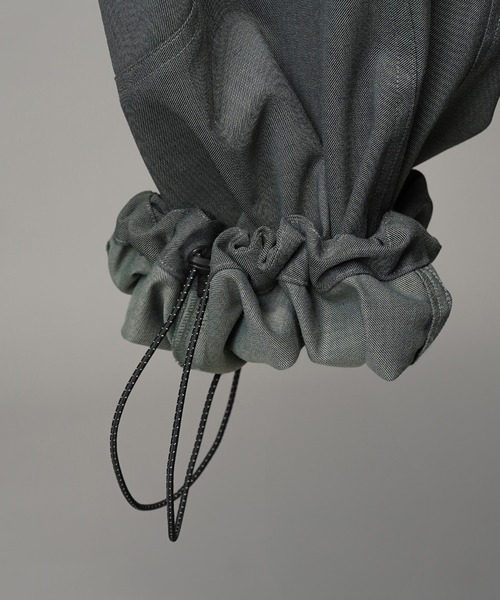 MAISON SPECIAL（メゾンスペシャル）の「《UNISEX》NISHIKAWA KEORI Prime-Wide Wool Curve Pants/NISHIKAWA KEORI プライムワイドウールカーブパンツ【MAISON SPECIAL/メゾンスペシャル】■セットアップ対応■（カーゴパンツ・メンズ・ブラック/グレイッシュベージュ/カーキ・0/1/2）」の22枚目の写真